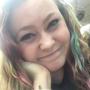 Meet your Posher, Macy